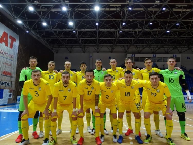 Сборная Украины разгромила сербов в матче чемпионата Европы по футзалу