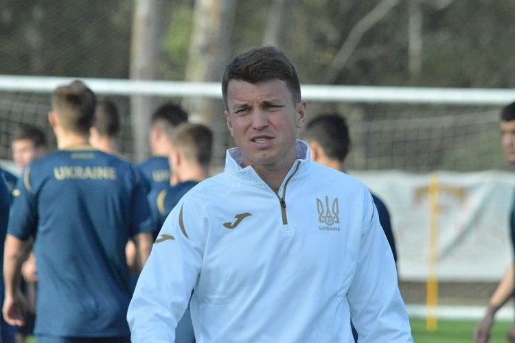 Молодежная сборная Украины недосчиталась трёх футболистов