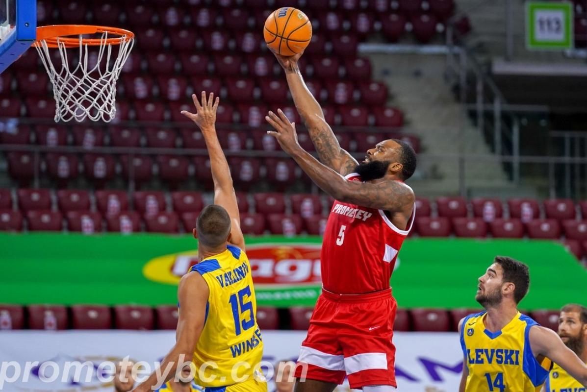 Баскетбольная Суперлига: камбэк «Киев-Баскета», разгром от «Прометея»