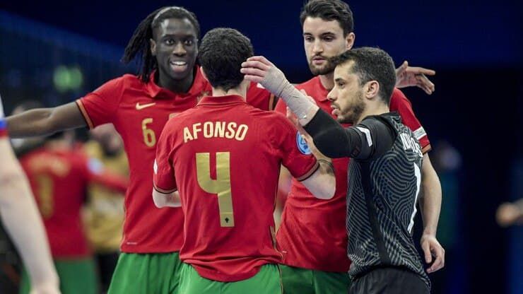 Португалия победила Россию и во второй раз подряд стала чемпионом Европы по футзалу