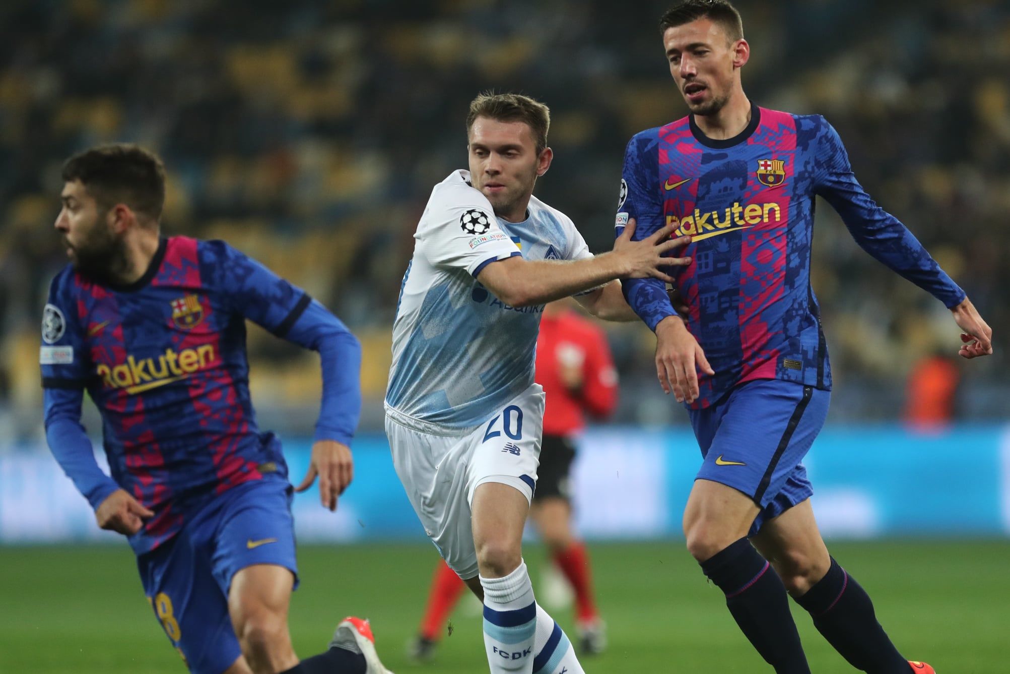 Яремчук забил «Динамо», «Бавария» разгромила «Барселону»: все голы среды в Лиге чемпионов