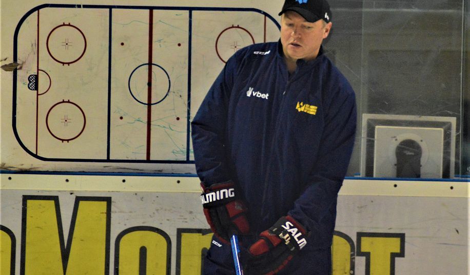 Тренер сборной Украины по хоккею объяснил причины натурализации игроков